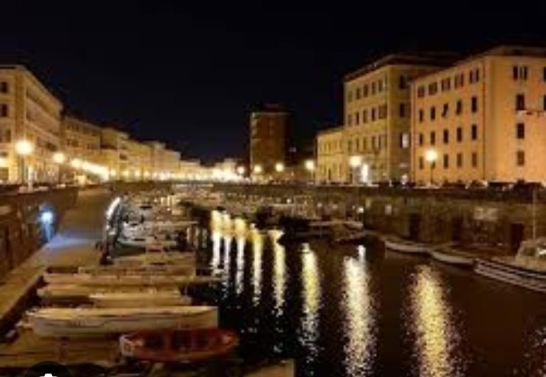 Appartamento Onda Di Porta A Mare Livorno Esterno foto